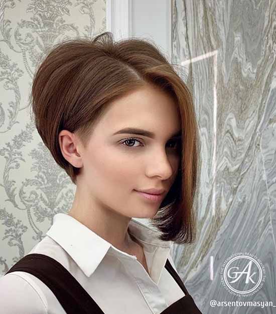 Coupes de cheveux asymétriques : 80 idées de photos, types, tendances de la mode