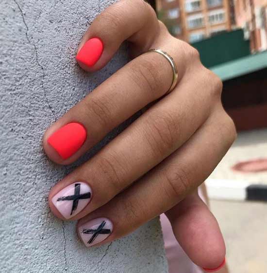 Red short nails with geometry