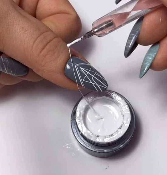 Conception d'ongles géométriques: nouveaux articles, photos, meilleures idées de manucure