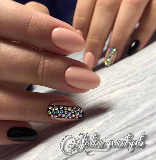 Nude nail design: 100 beautiful photo-novelties of manicure