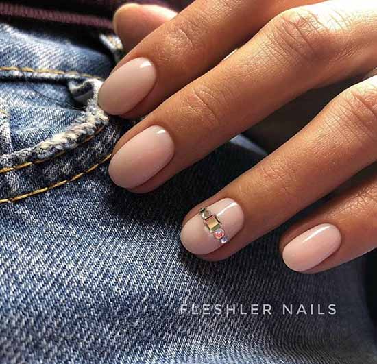 Nail design with stripes: 100 photos, new manicure ideas