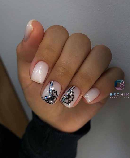 Nail design with stripes: 100 photos, new manicure ideas