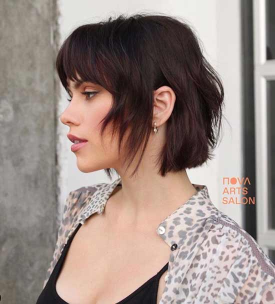 Short cascade with bangs