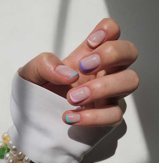 Side french short nails