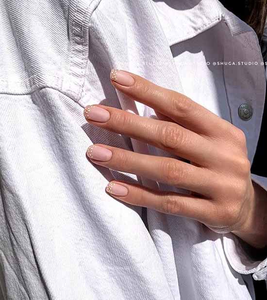 Beautiful manicure without a pattern: photos and the best design ideas