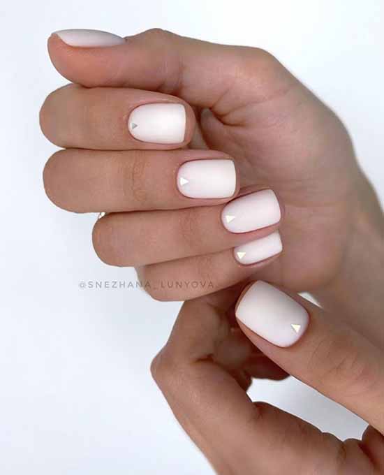 Simple nail design: types and spectacular new items in the photo