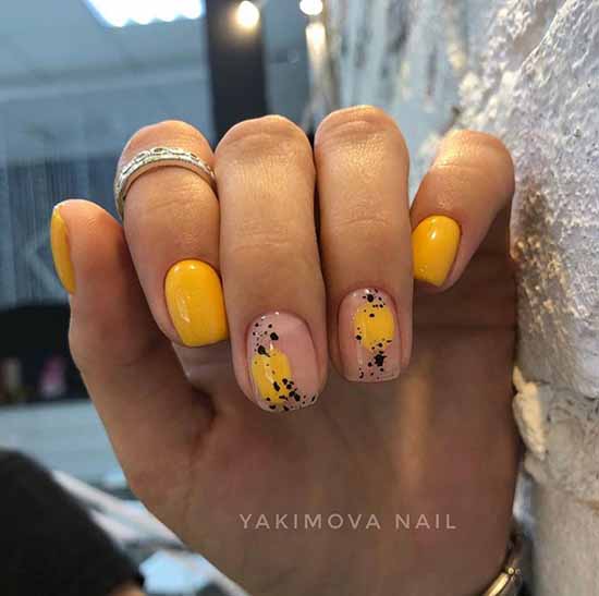 Simple nail design: types and spectacular new items in the photo