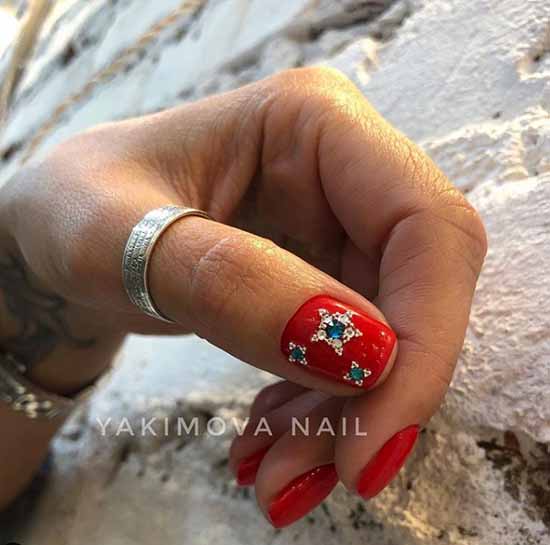 Manucure rouge pour ongles courts: nouveautés sur la photo, idées de mode