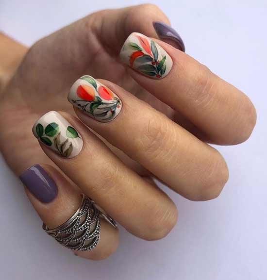 Manicure with a pattern on square nails