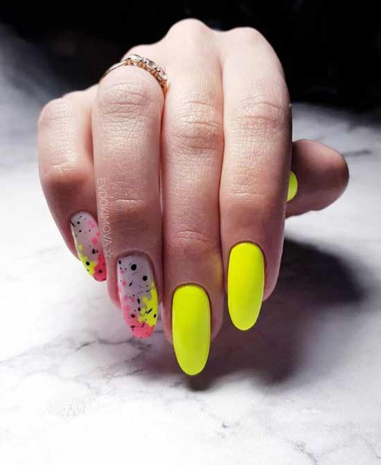 Neon yellow manicure