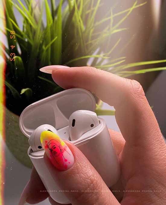 Neon manicure 2021-2022: photos, news, best design ideas