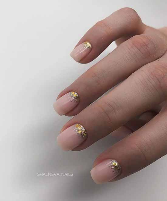 Delicate manicure with sparkles: photo novelties with a beautiful design