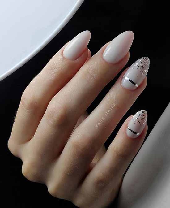 Delicate manicure with sparkles: photo novelties with a beautiful design