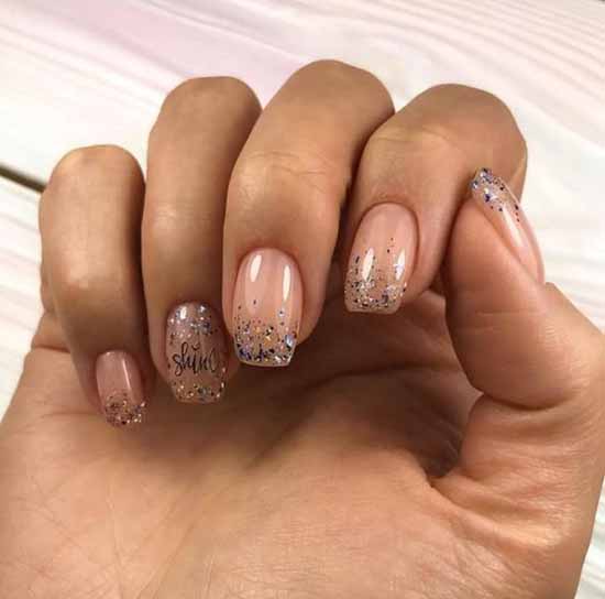 Delicate manicure with sparkles: photo novelties with a beautiful design