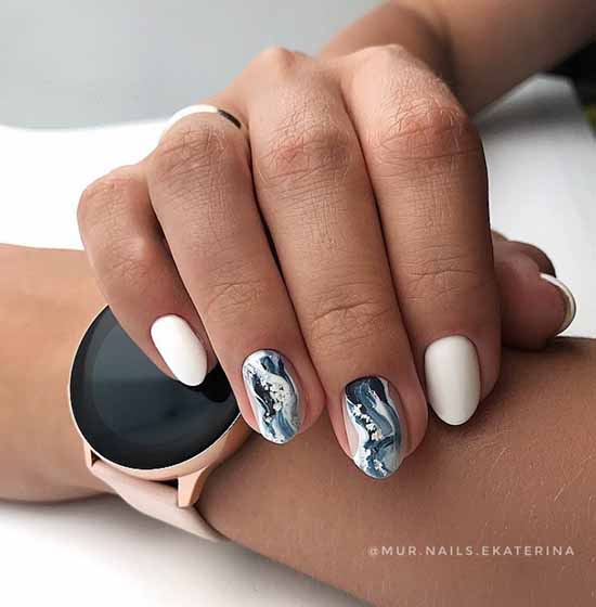 Casual with textures manicure