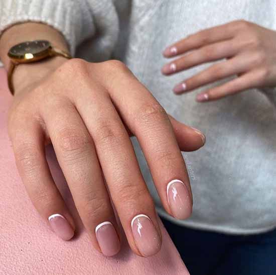 Minimalism manicure