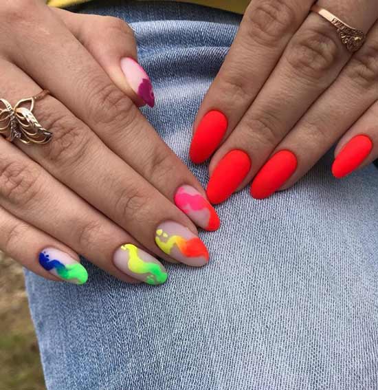 Manicure different hands in rainbow style