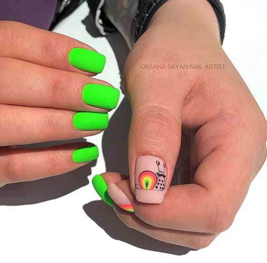 Rainbow manicure: new items, beautiful nail art in the photo