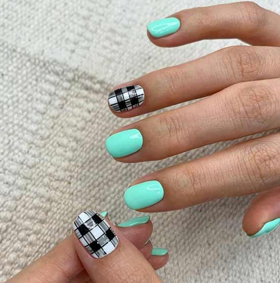 Mint manicure oval short shape