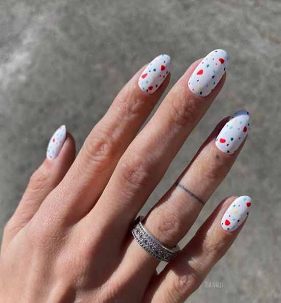 Manicure for oval nails 2021: new items, fashionable photo ideas