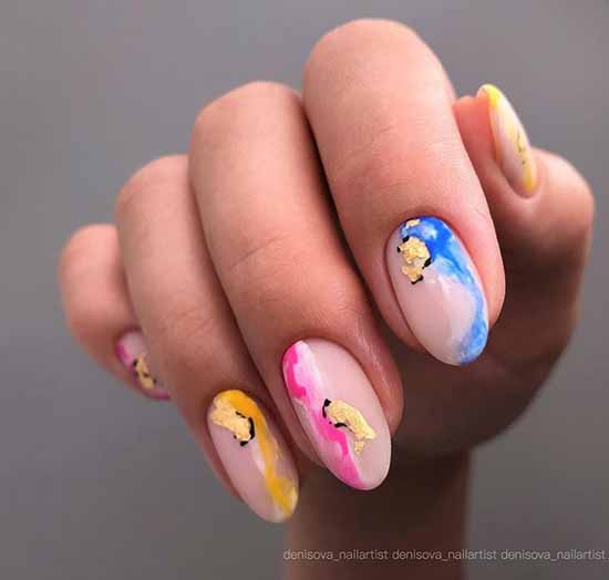 Manicure for oval nails 2021: new items, fashionable photo ideas