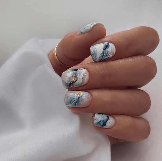 Transparent nail design