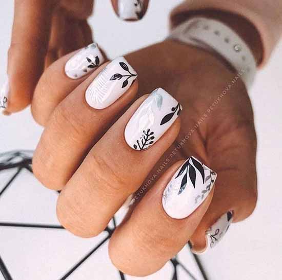 Delicate nail design 2021: photos with current news