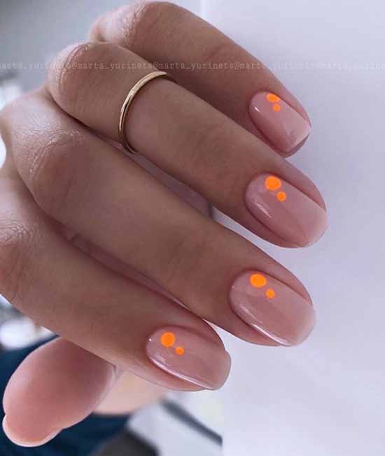 Delicate nail design 2021: photos with current news