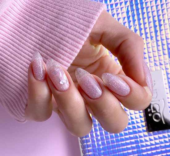 Delicate nail design 2021: photos with current news