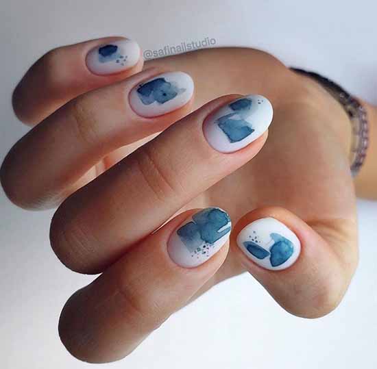 Delicate nail design 2021: photos with current news