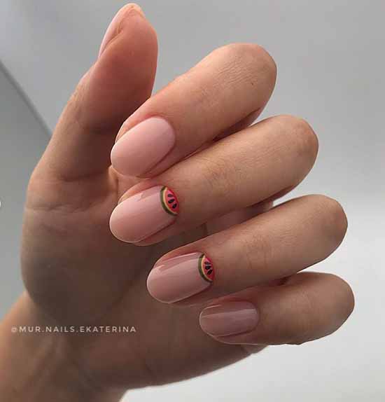 Delicate nail design 2021: photos with current news