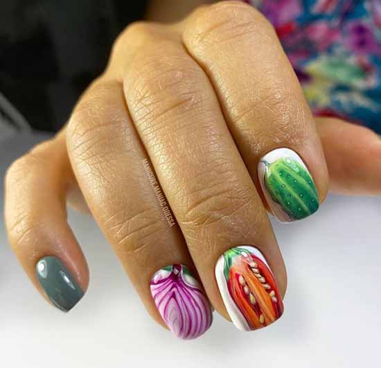 Manicure with a pattern of autumn vegetables