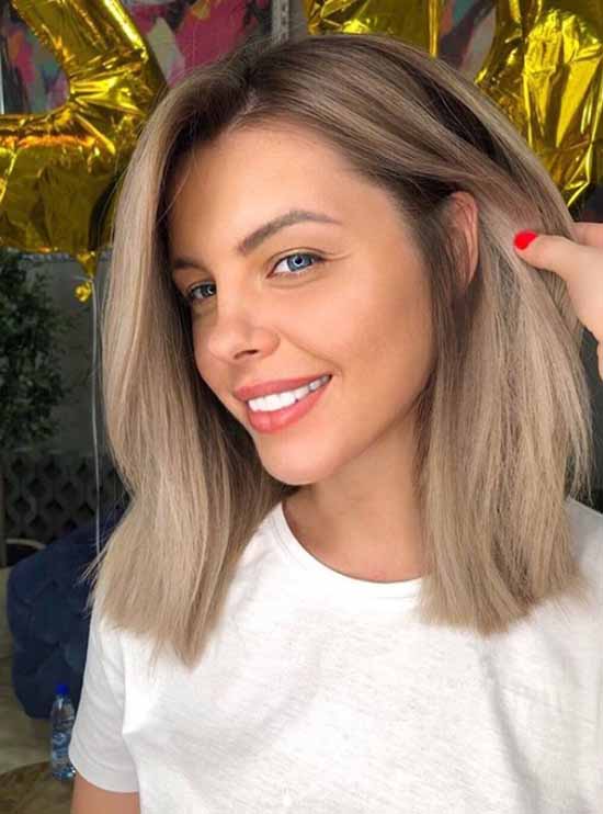 Bob-caret haircut 2021: photos, news, fashionable forms