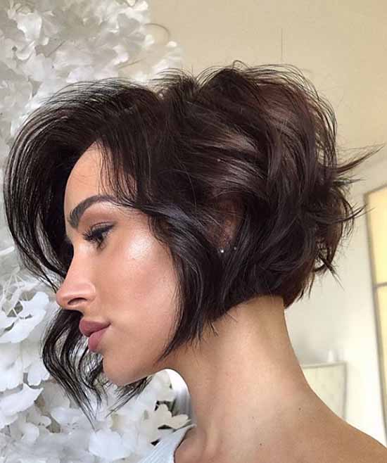 Bob-caret haircut 2021: photos, news, fashionable forms