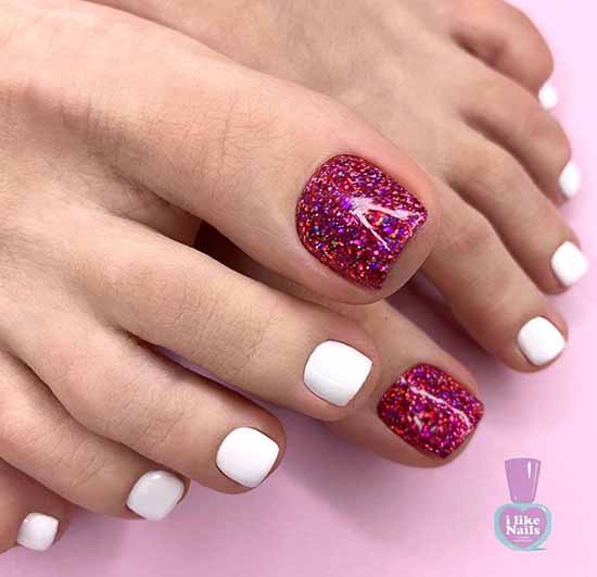 Brilliant pedicure: 100 new photo ideas, fashion design