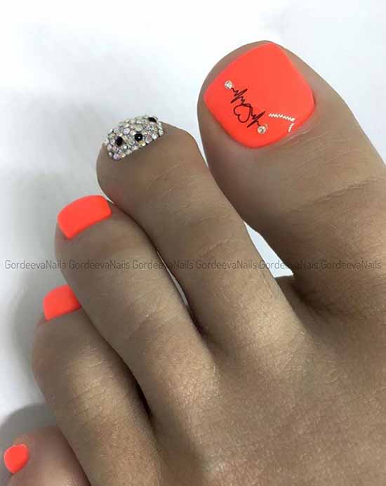 Brilliant pedicure: 100 new photo ideas, fashion design