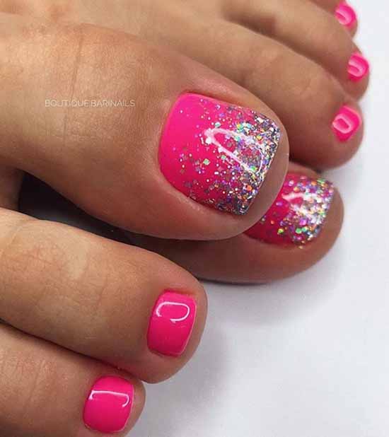 Brilliant pedicure: 100 new photo ideas, fashion design