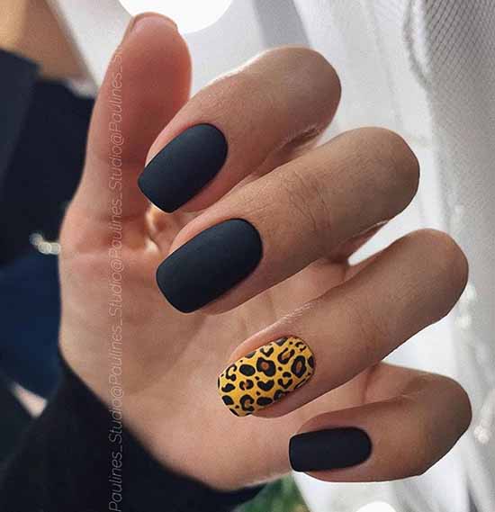 Black everyday nail design: 100 stylish new products in the photo