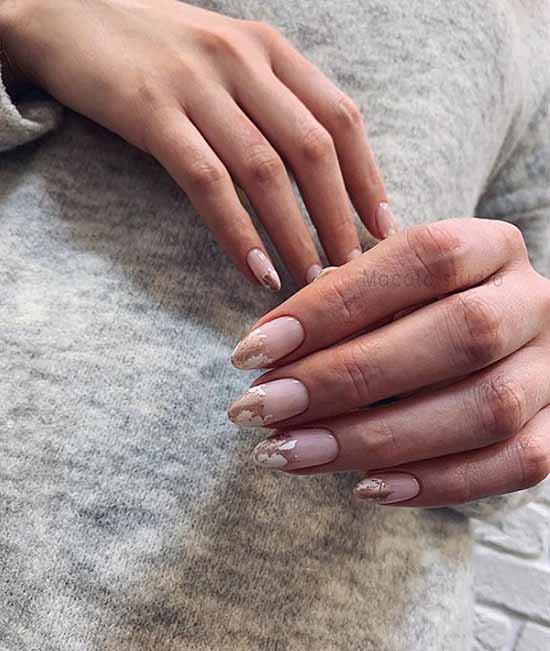 Les principales tendances en design d'ongles automne 2021: nouvelles photos