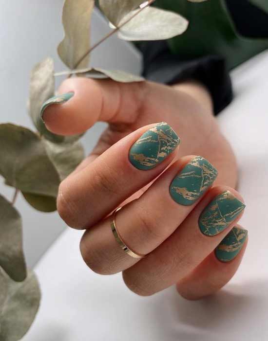 Fall nails design