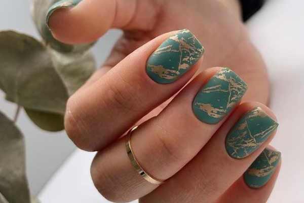 Les principales tendances en design d'ongles automne 2021: nouvelles photos