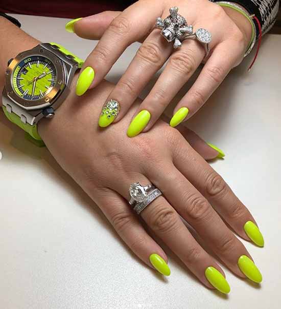 Manicure for tanned hands: 100 photos, new items, stylish design