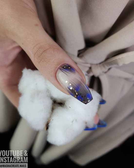 Manucure avec des paillettes sur le bout des ongles : photos, nouveautés