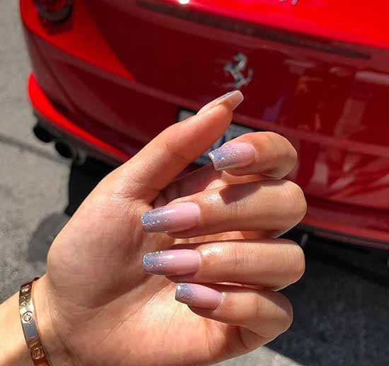 Manicure with sparkles on the tips of nails: photos, new items