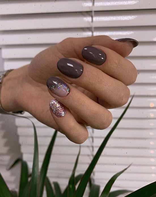 Manucure avec des paillettes sur le bout des ongles : photos, nouveautés