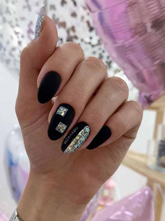 Manucure avec des paillettes sur le bout des ongles : photos, nouveautés