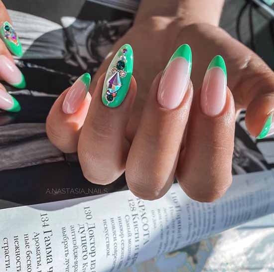 Nail design with rhinestones 2021: photos, exquisite novelties