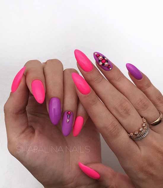 Nail design with rhinestones 2021: photos, exquisite novelties