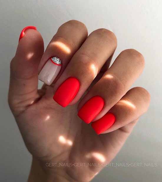 Bright jacket 2021: photo-novelties of bright nail design