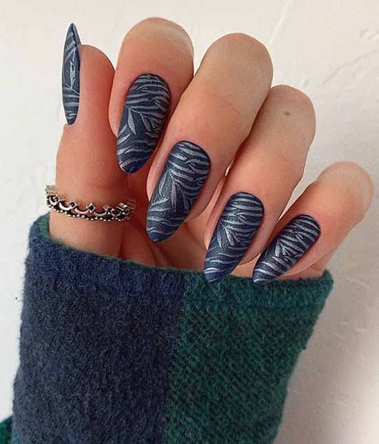 Black manicure for long nails: photo, new beautiful design